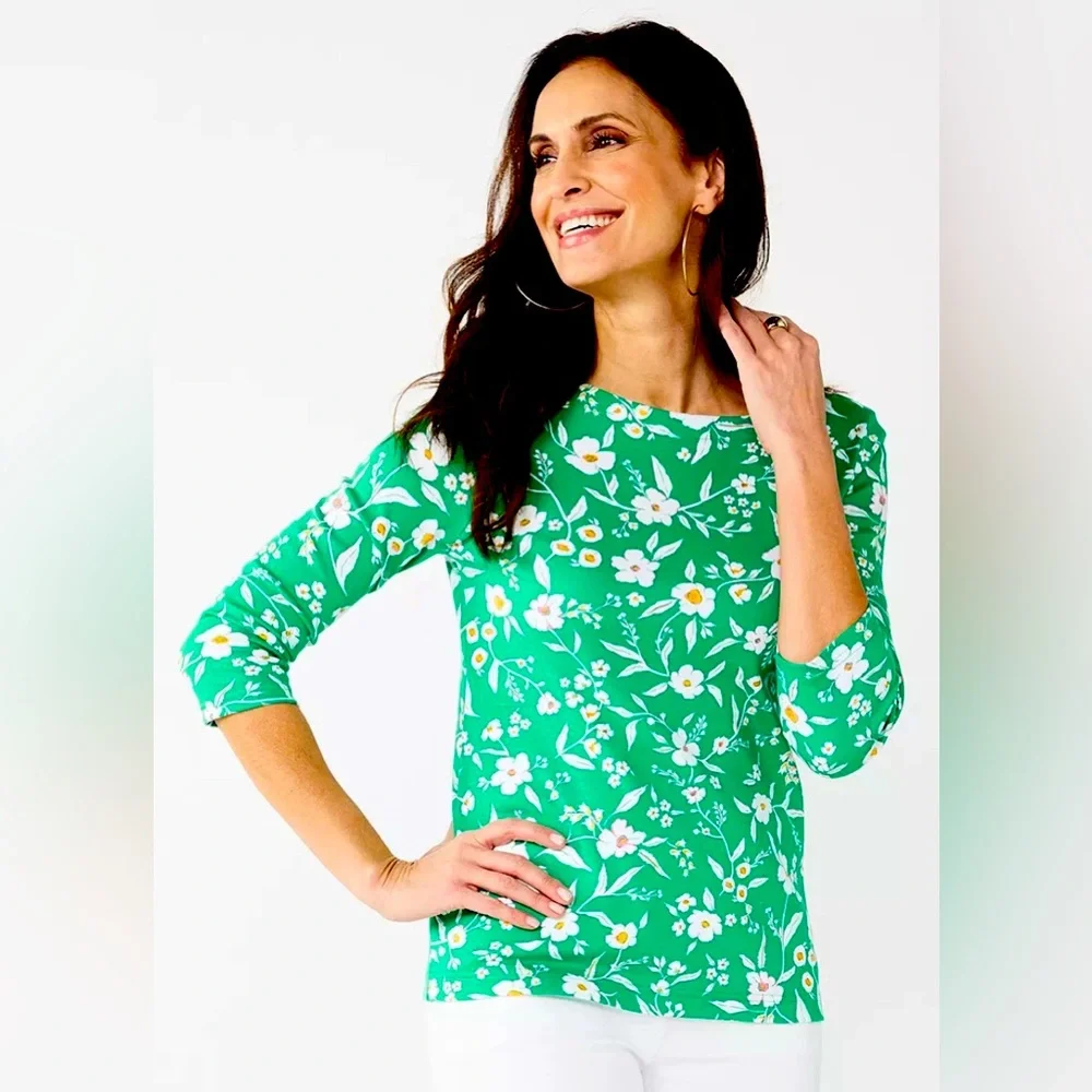 100% Cotton Croft & Barrow Green Floral Top Fall/Spring M